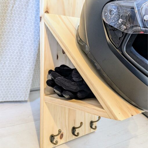 support-rangement-casque-equipement-moto-bois-artisanal